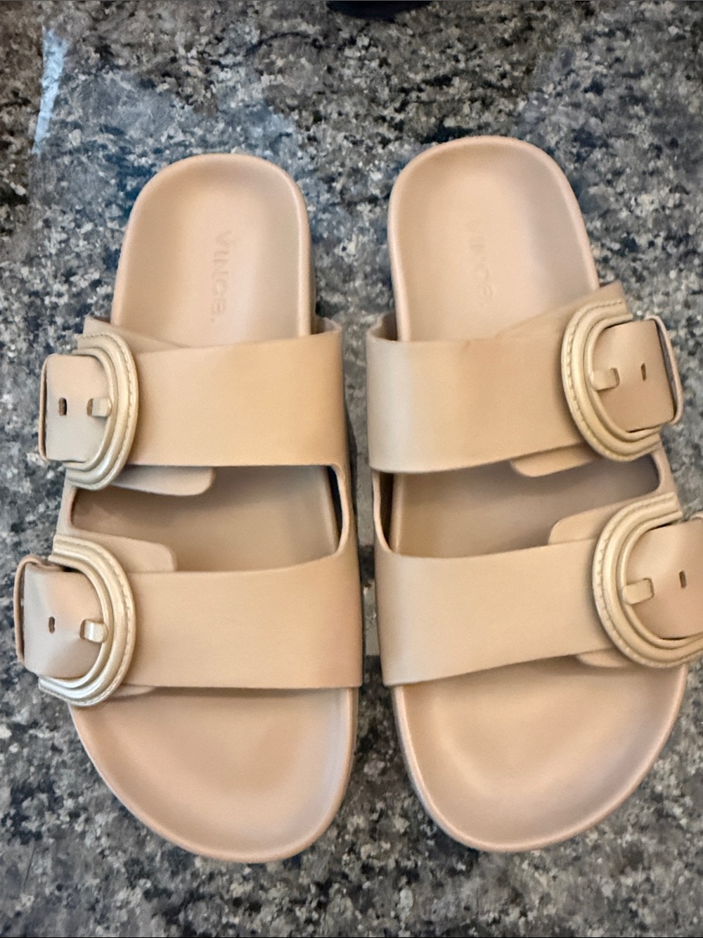 Vince Glyn sandal worn once indoors. Size 6